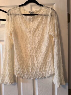 White Textured Long-Sleeve Blouse - AKO